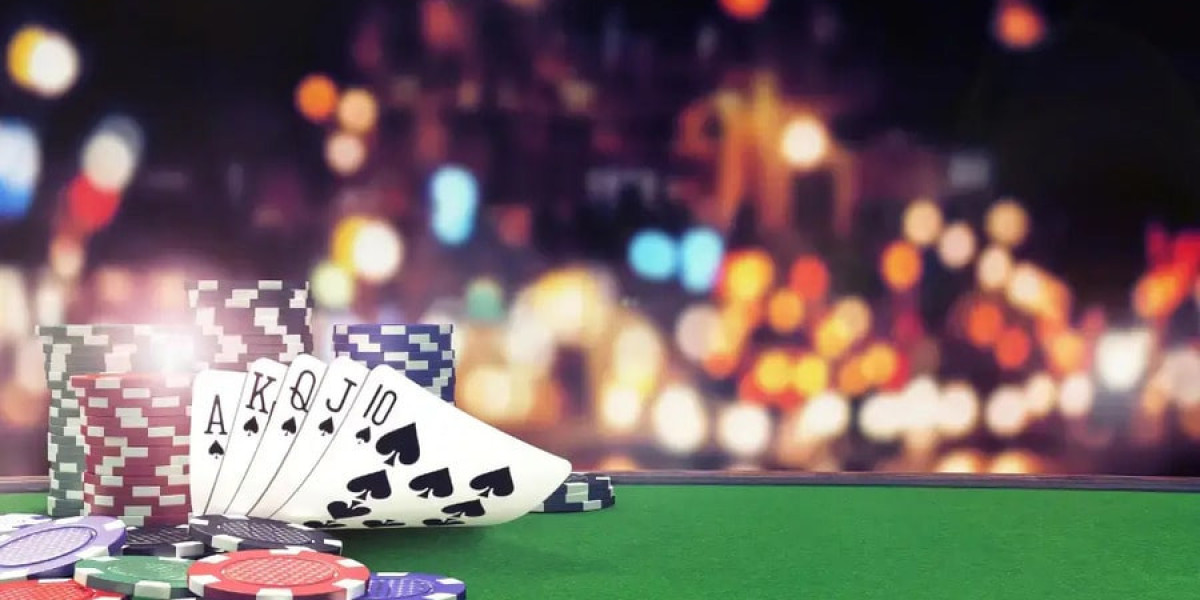 Rolling the Digital Dice: A Laugh-A-Minute Guide to Online Casinos